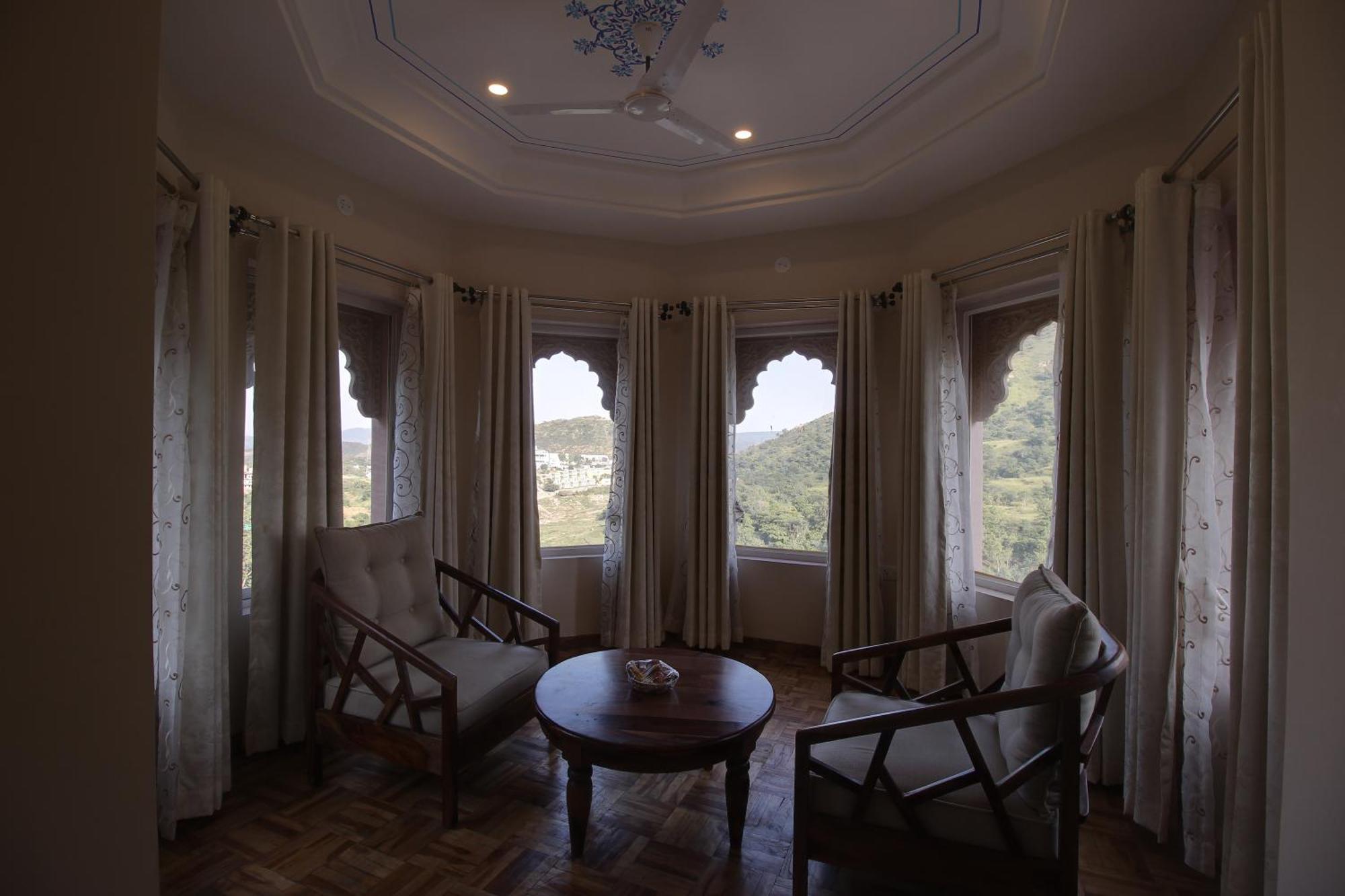 Kumbhalgarh Fort Resort Kelwara ภายนอก รูปภาพ