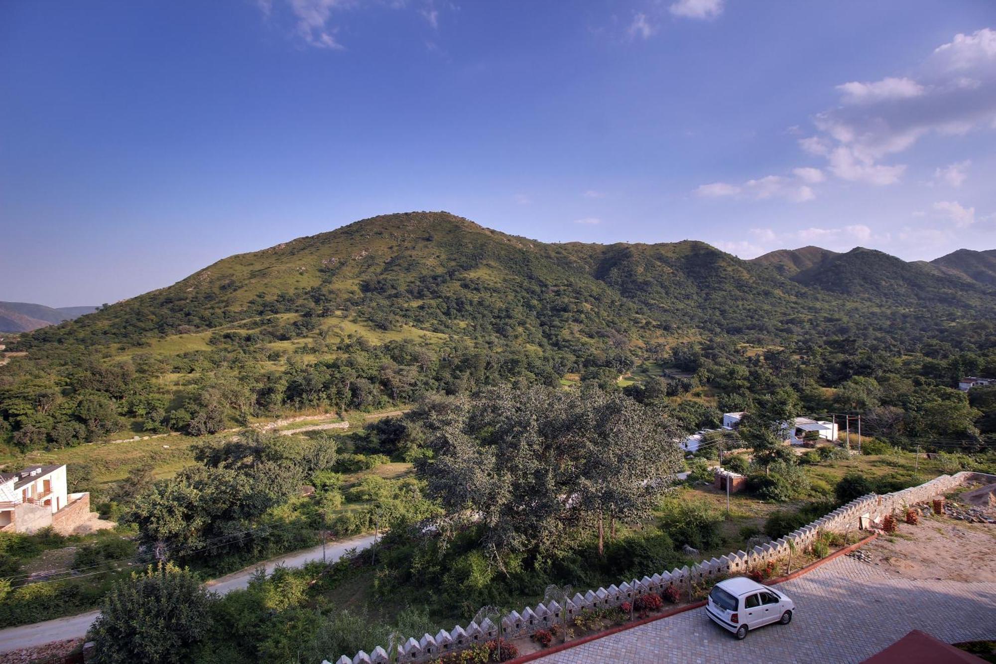 Kumbhalgarh Fort Resort Kelwara ภายนอก รูปภาพ