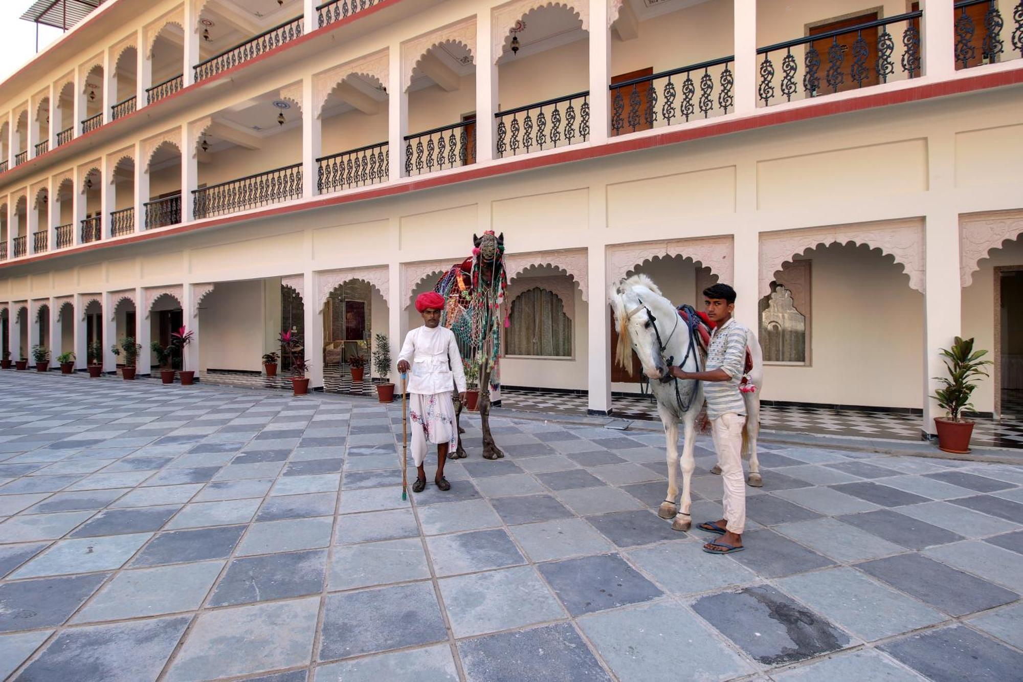 Kumbhalgarh Fort Resort Kelwara ภายนอก รูปภาพ